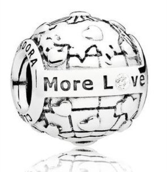 Breloc Club Cu Glob și Inimă Din Argint Sterling Pandora România 2018 Cu Diamant De 0,01 Ct